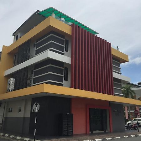 Premierz Hotel Labuan Kültér fotó