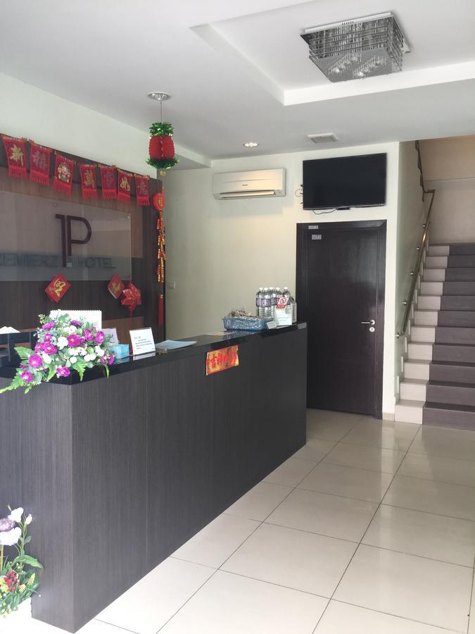 Premierz Hotel Labuan Kültér fotó